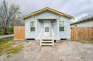 2713 Gregg St, Houston, TX 77026 - Photo 1