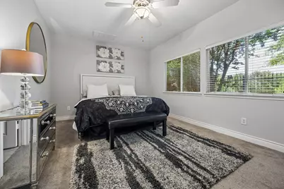 3413 Clearview Circle, Houston, TX 77025 - Photo 10