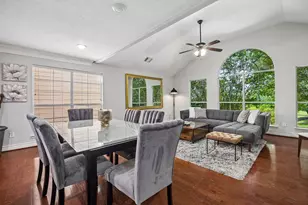 3413 Clearview Cir, Houston, TX 77025 - Photo 6