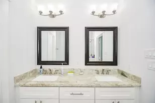 703 Link Rd, Houston, TX 77009 - Photo 20