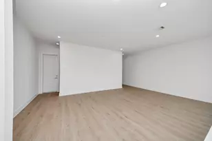 2104 Diagonal Ln, Houston, TX 77051 - Photo 16