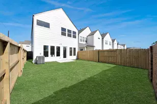 2104 Diagonal Ln, Houston, TX 77051 - Photo 36