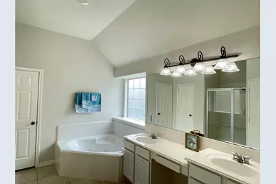 17606 Mossy Brook Court, Cypress, TX 77433 - Photo 16