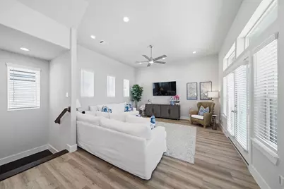 9007 Lonestar River Lane, Houston, TX 77080 - Photo 10