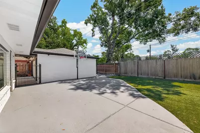 9519 Moorberry Lane, Houston, TX 77080 - Photo 44
