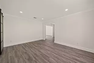 9519 Moorberry Ln, Houston, TX 77080 - Photo 8