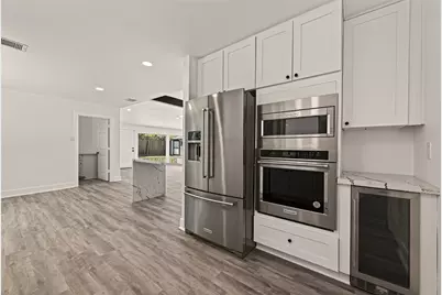 9519 Moorberry Lane, Houston, TX 77080 - Photo 18