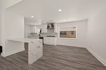 9519 Moorberry Lane, Houston, TX 77080 - Photo 14