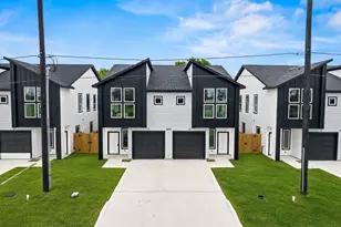 8445 Furray A/B Rd, Houston, TX 77028 - Photo 2