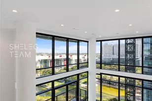 808 Crawford St, Houston, TX 77010 - Photo 4
