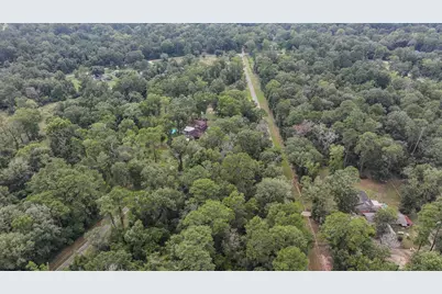 1 Cherry Laurel Ln, New Caney, TX 77357 - Photo 8