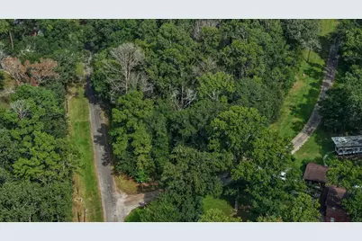 1 Cherry Laurel Ln, New Caney, TX 77357 - Photo 14