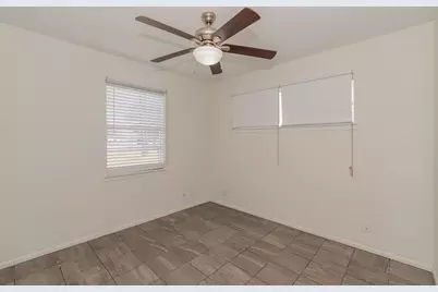 135 W Barkley Street, Sour Lake, TX 77659 - Photo 20