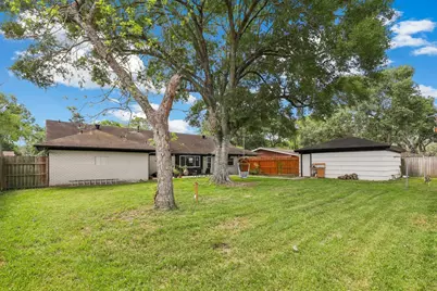 5602 W Bellfort Street, Houston, TX 77035 - Photo 16