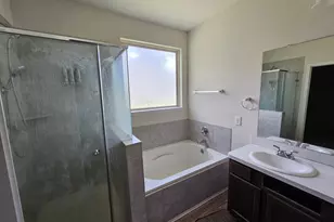 24542 Kildare St, Hempstead, TX 77445 - Photo 10
