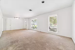 5422 Spellman Rd, Houston, TX 77096 - Photo 2