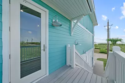 665 Seaside Drive, Crystal Beach, TX 77650 - Photo 6