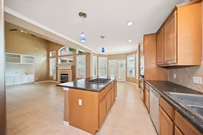 10 Dove Trace Circle, The Woodlands, TX 77382 - Photo 4