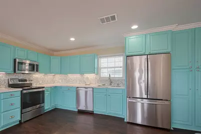 610 Surf Drive, Surfside Beach, TX 77541 - Photo 4