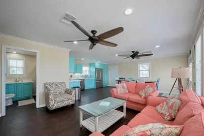 610 Surf Drive, Surfside Beach, TX 77541 - Photo 14