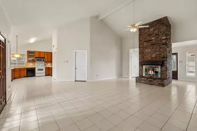 7410 Seton Lake Drive, Houston, TX 77086 - Photo 6