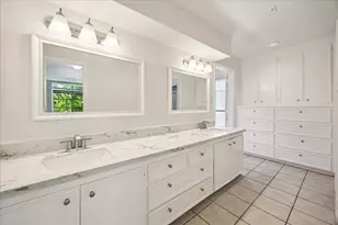 7618 Bankside Dr, Houston, TX 77071 - Photo 10