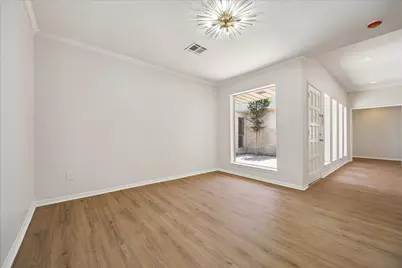 7618 Bankside Drive, Houston, TX 77071 - Photo 8