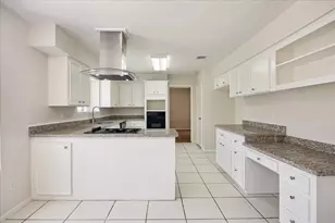 7618 Bankside Dr, Houston, TX 77071 - Photo 12