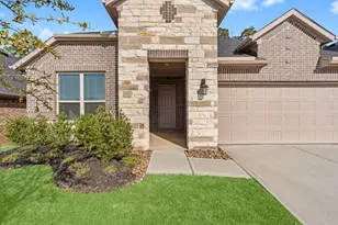 544 Newcomb Holw Dr, Conroe, TX 77304 - Photo 2