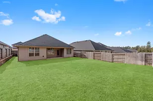 544 Newcomb Holw Dr, Conroe, TX 77304 - Photo 28