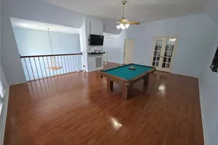 9726 New Kent Dr, Sugar Land, TX 77498 - Photo 14