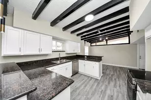 2626 Knotty Oaks Trail, Houston, TX 77045 - Photo 20
