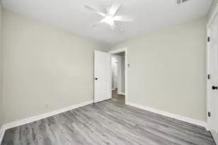 2626 Knotty Oaks Trail, Houston, TX 77045 - Photo 36