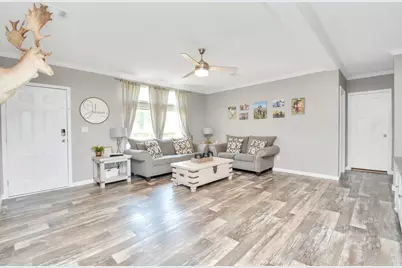 4731 Belton Lane Extension, Anahuac, TX 77514 - Photo 22