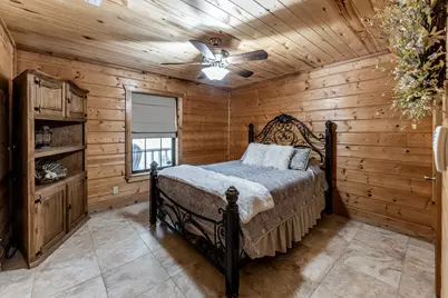 71 Hunters Creek Drive, Huntsville, TX 77340 - Photo 34