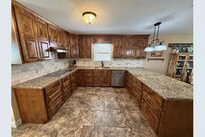 6214 1st Street, Danbury, TX 77534 - Photo 10