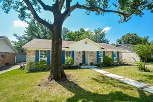 9719 Springmont Dr, Houston, TX 77080 - Photo 36