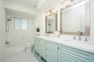 9719 Springmont Dr, Houston, TX 77080 - Photo 2