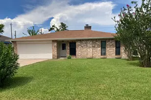 16727 Bougainvilla Ln, Friendswood, TX 77546 - Photo 2