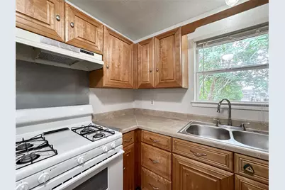 4717 Heron Street, Hitchcock, TX 77563 - Photo 14