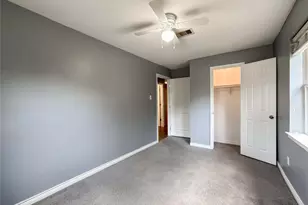 4717 Heron St, Hitchcock, TX 77563 - Photo 16