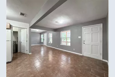 4717 Heron Street, Hitchcock, TX 77563 - Photo 8