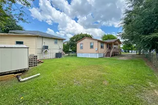 4717 Heron St, Hitchcock, TX 77563 - Photo 24
