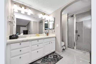 781 Country Place Drive #2043, Houston, TX 77079 - Photo 12