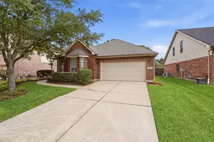 20795 Oakhurst Trails Dr, Porter, TX 77365 - Photo 2