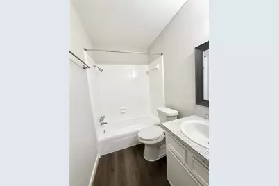 321 E Cedar Street #9, Angleton, TX 77515 - Photo 16