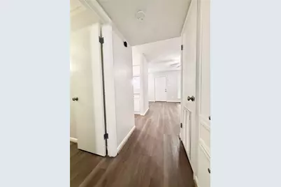 321 E Cedar Street #9, Angleton, TX 77515 - Photo 12