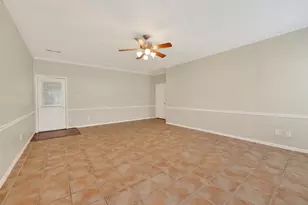 11931 McKinney Falls Ln, Sugar Land, TX 77498 - Photo 30