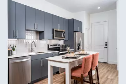 641 W Crosstimbers Street #A0.217, Houston, TX 77018 - Photo 2