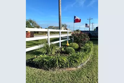 1129 & 1135 N Monkhouse Drive, Crystal Beach, TX 77650 - Photo 20